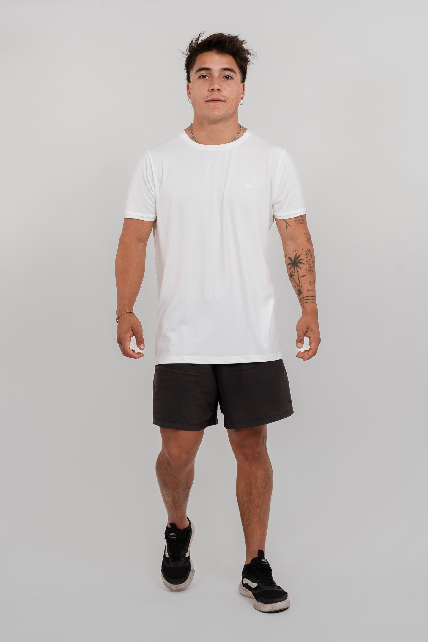Polera Blanca con mangas
