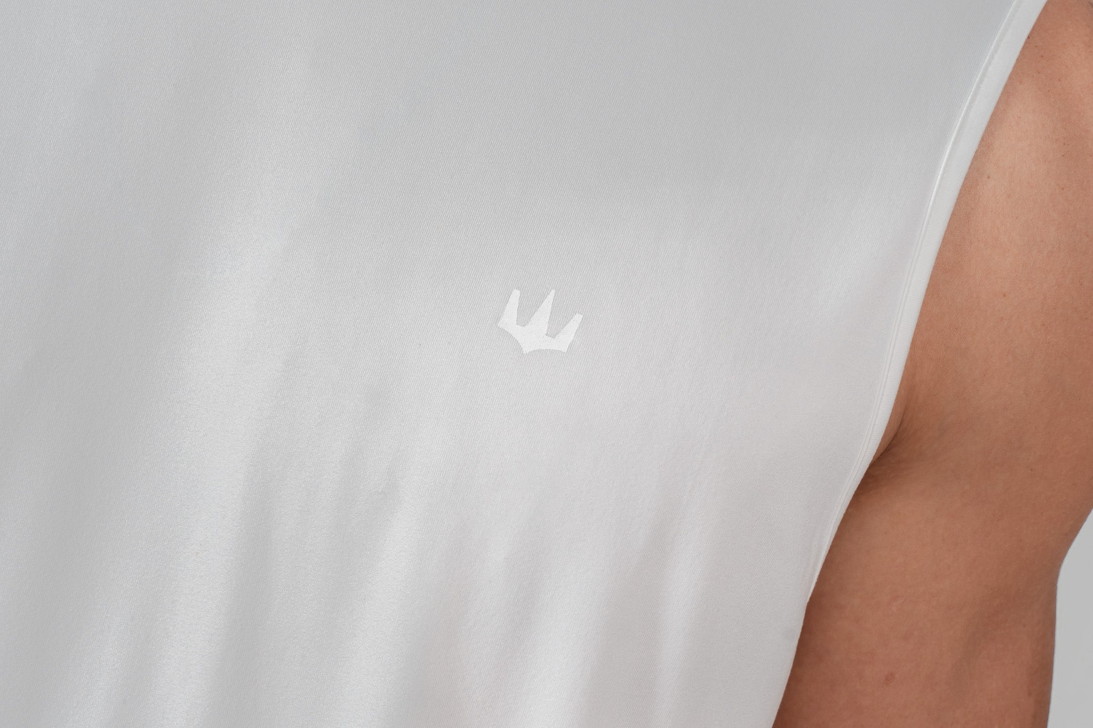 Polera Blanca sin mangas