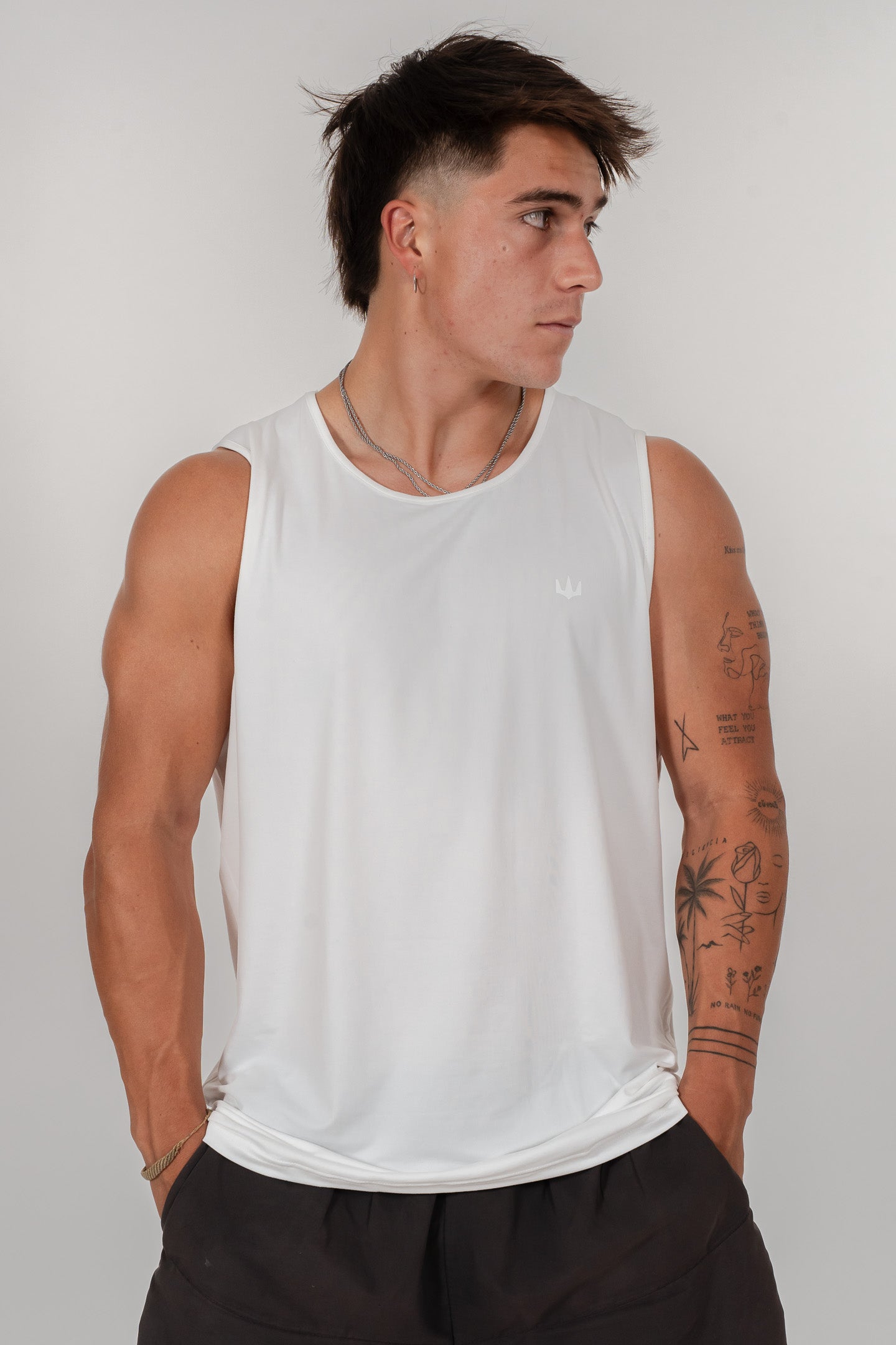 Polera Blanca sin mangas
