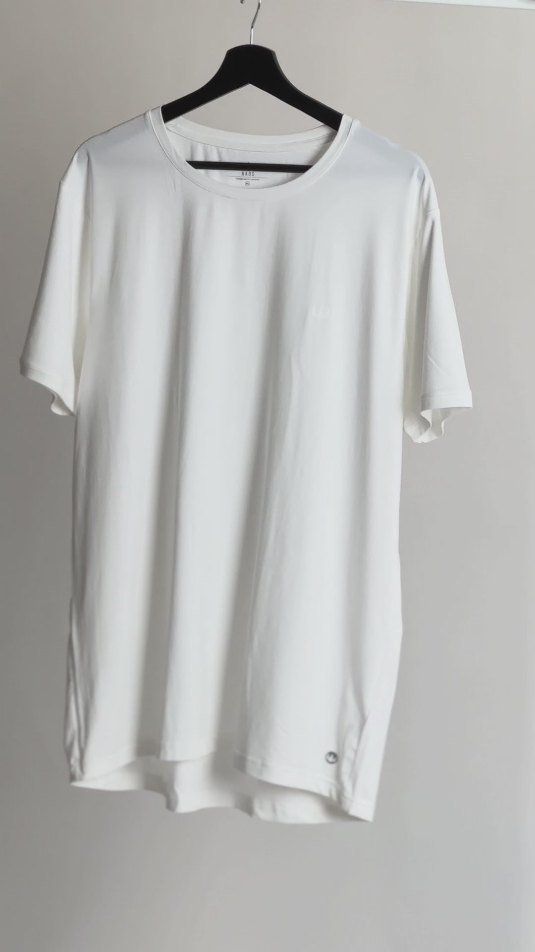 Cargar vídeo: Polera Blanca sin mangas